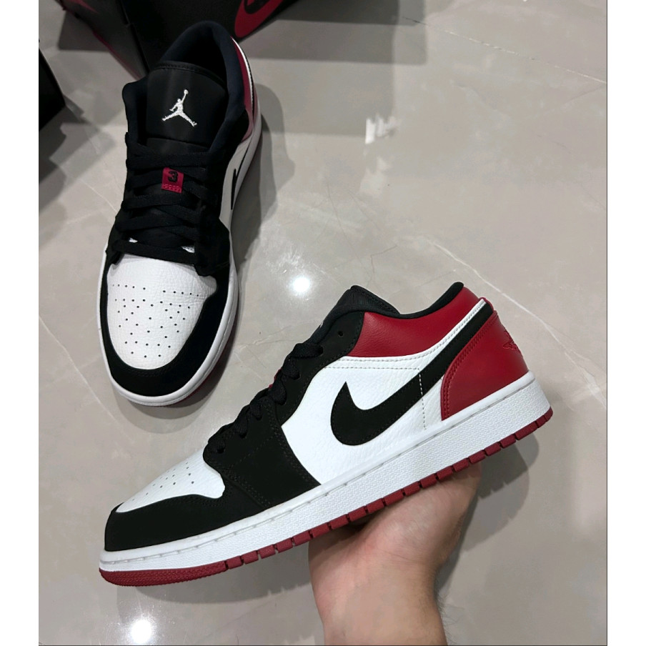 Air Jordan 1 Low“Black Toe” Black toe Sneakers นิ้วเท้าสีดำ รองเท้าผ้าใบ