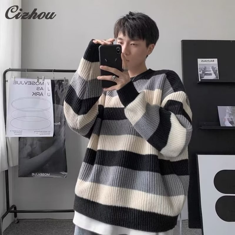 เสื้อสเวตเตอร์ลายหนาของญี่ปุ่นของผู้ชาย แบรนด์อินเทรนด์ อิน เสื้อกันหนาวถักนิตติ้งคอกลม