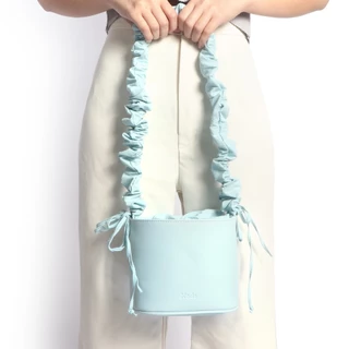 KEDS กระเป๋า รุ่น BUCKET BAG สีฟ้า ( S25ACB08003 )