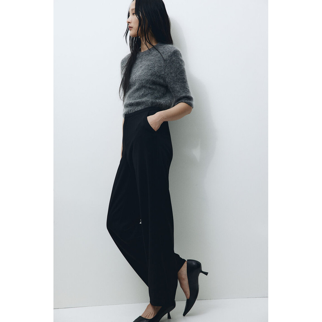 H&M Woman กางเกงขายาวผ้าเครปยืด 1212575_1