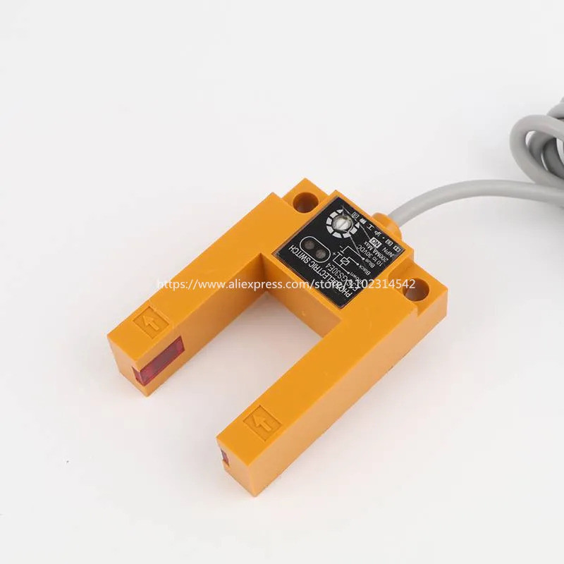 หัวเซ็นเซอร์แบบร่อง NPN / PNP เซ็นเซอร์โฟโตอิเล็กทริค E3S-GS3E4 GS30E4 GS50E4 E3S-GS1B4 GS3B4 เซ็นเซ