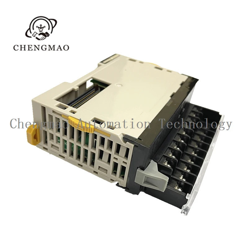 โมดูลเอาท์พุตอนาล็อก PLC ใหม่จากญี่ปุ่น CJ1W-AD041-V1 J1W-AD081-V1 CJ1W-AD04U CJ1W-DA08V CJ1W-DA08C