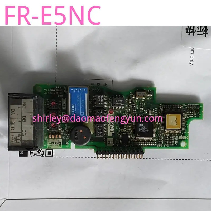 การ์ดสื่อสารอินเวอร์เตอร์มือสอง FR-E5NC การ์ดควบคุม E500/E520/E540 รื้อถอนต้นฉบับ