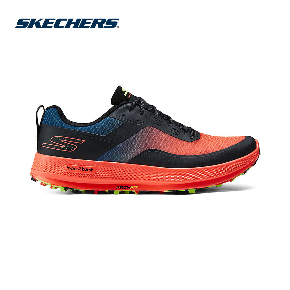 Skechers สเก็ตเชอร์ส รองเท้า ผู้ชาย Tech Running GOrun GOrun Razor Trl Shoes - 246077-BKMT