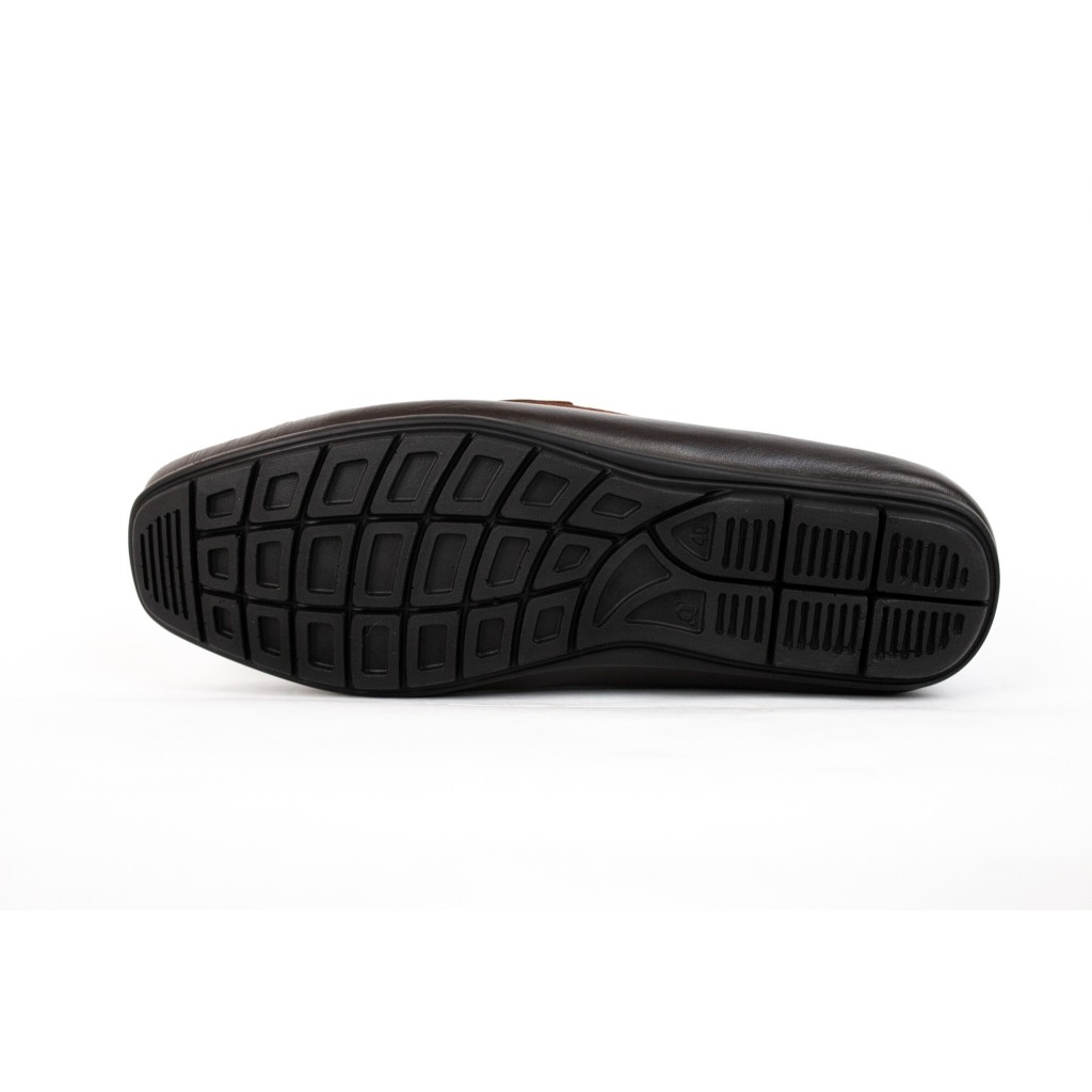 HEAVY SHOES รองเท้าผู้ชายโลฟเฟอร์รุ่น  VC8167 มี 2 สี ดำ น้ำตาล