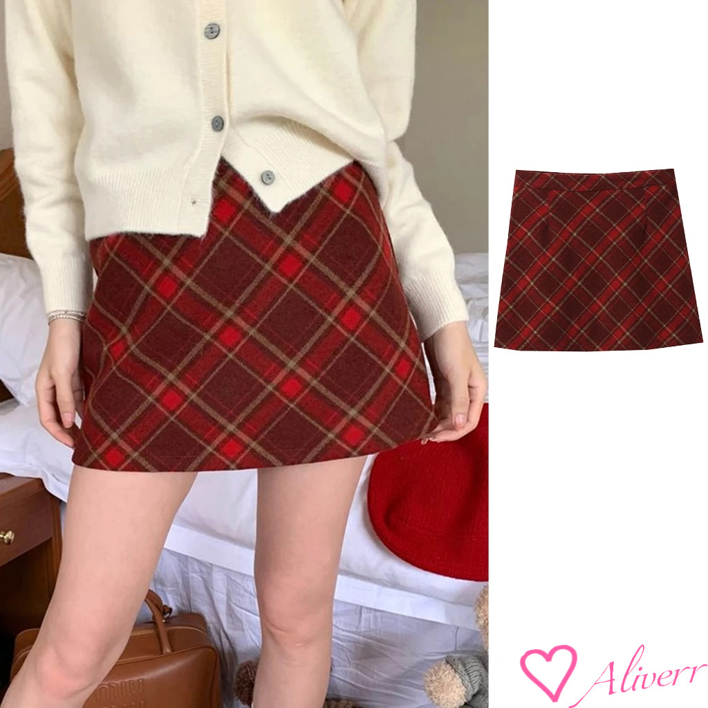 กระโปรงมินิผู้หญิง 2025 ใหม่ย้อนยุคลายสก๊อตสีแดงทําด้วยผ้าขนสัตว์เอวสูงกระโปรงทรงเอลําลอง LIVE