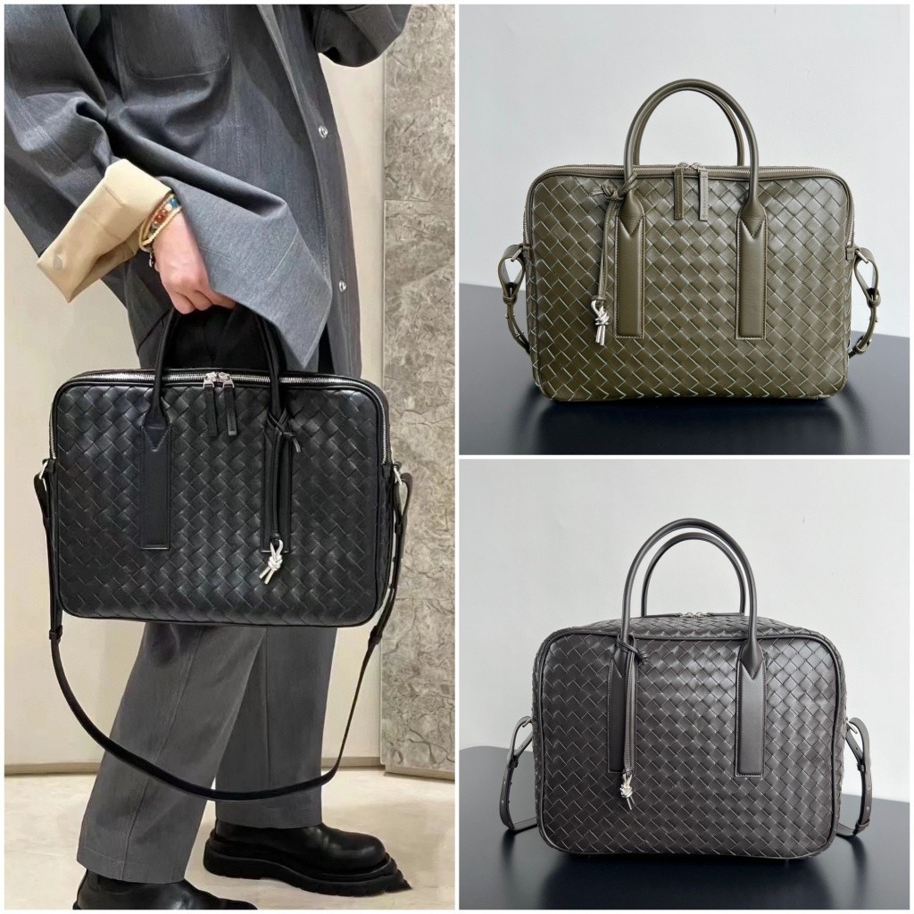 Pre order ราคา13500 Bottega Veneta บอทเทกา เวเนตา 766372 intrecciato กระเป๋าเอกสาร Leather SZ43*33*1