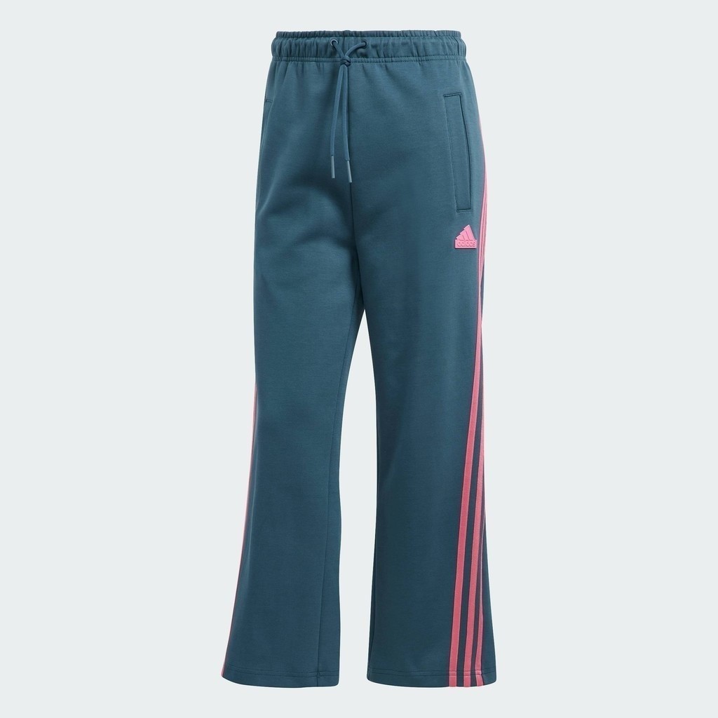 adidas ไลฟ์สไตล์ กางเกงขายาว Future Icons 3-Stripes ผู้หญิง สีเทอร์คอยส์ IM2451