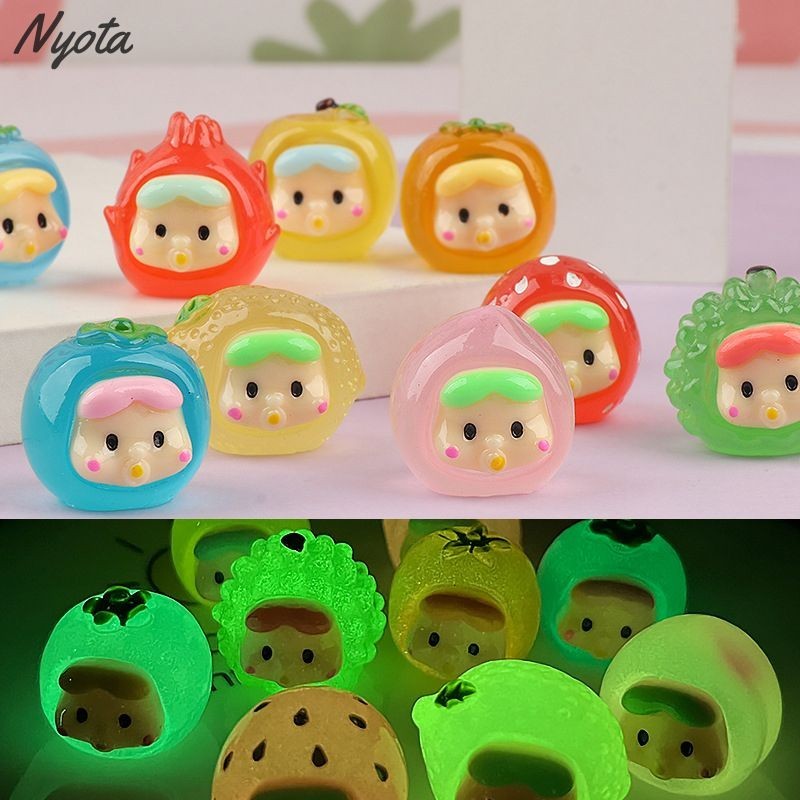 ✨COD✨เรซิ่น เรื่องแสง ผลไม้ การ์ตูนน่ารัก สามมิติ 3Dเรืองเเสง ตั้งโชว์ สะสม โมเดล ของเล่นเด็กๆ อุปกรณ์เครื่องประดับ สุ่มลาย