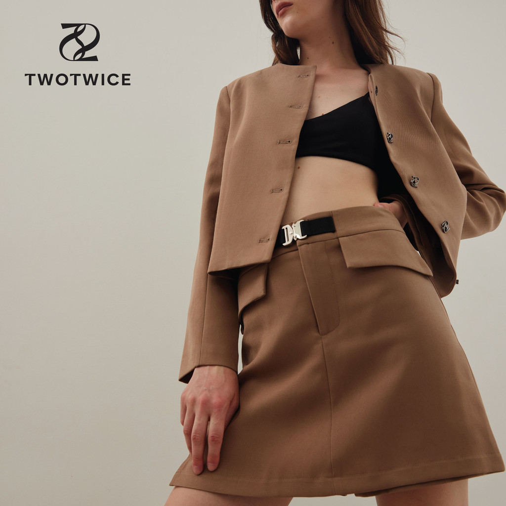 Twotwice - Buckle skort - กางเกงกระโปรง มีเข็มขัด buckle สลักชื่อแบรนด์