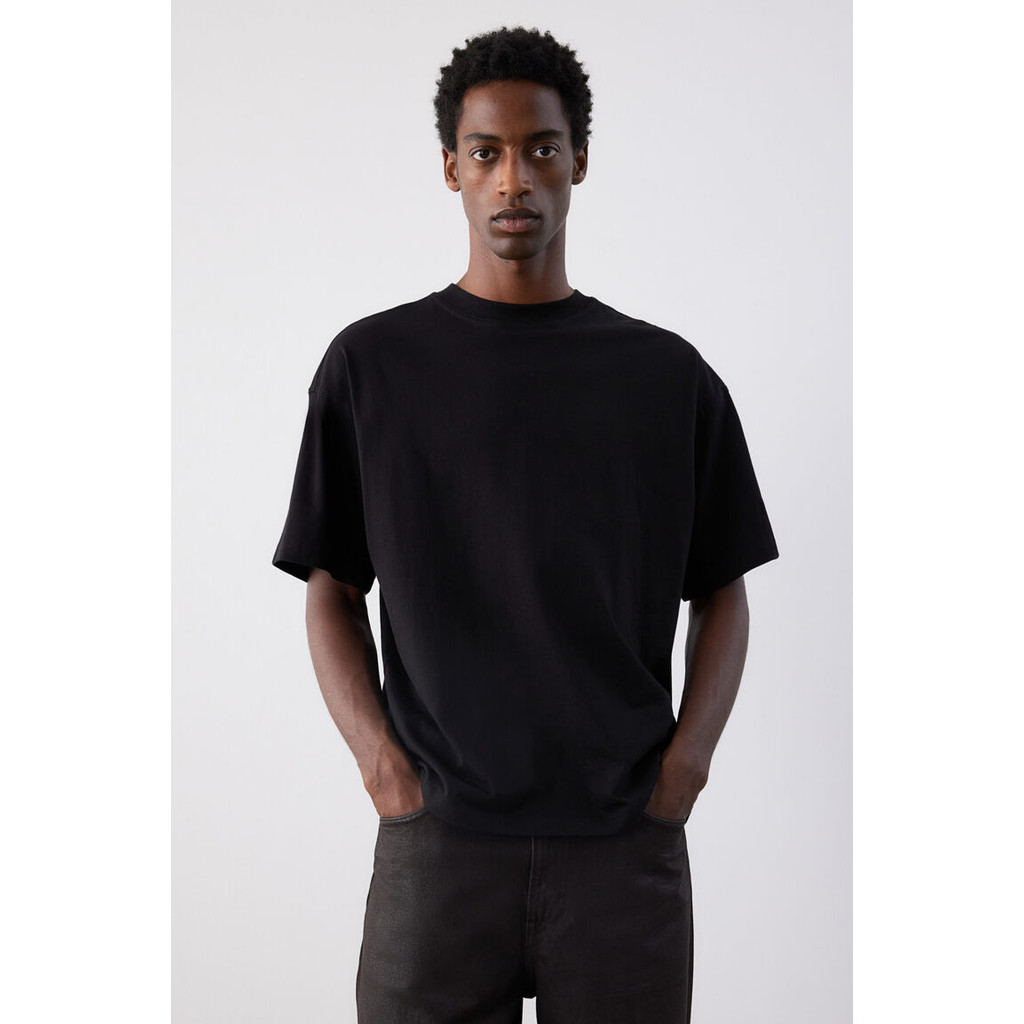 H&M(เอชแอนด์เอ็ม) เสื้อยืดเข้ารูปทรงโอเวอร์ไซส์ Men Oversized Fit T-shirt 1074658_16