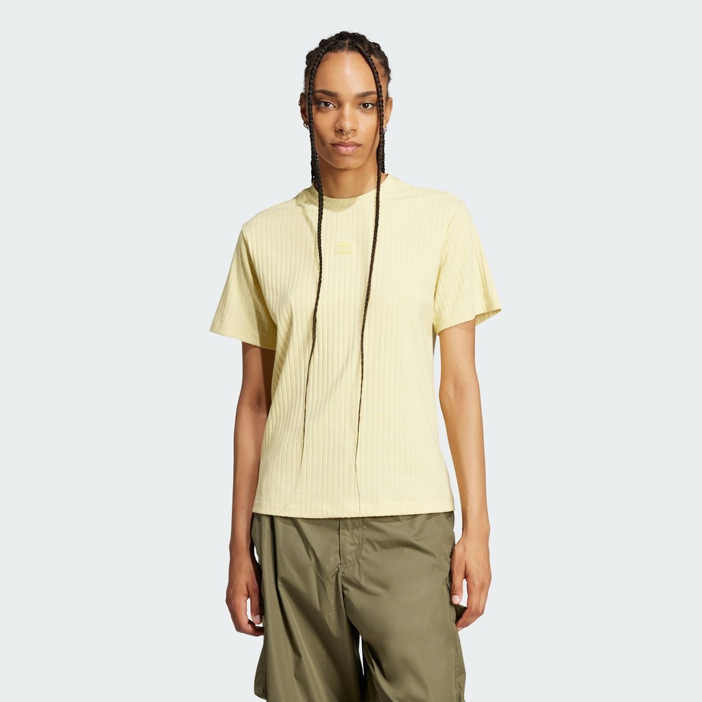 adidas ไลฟ์สไตล์ เสื้อยืดผ้าริบทรงกว้าง Essentials ผู้หญิง สีเหลือง JD0488