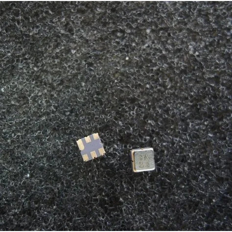 จัดส่งฟรี! ใหม่ ต้นฉบับ TA0424A 0424A ฟิลเตอร์ SAW 810MHz 3.0*3.0มม.