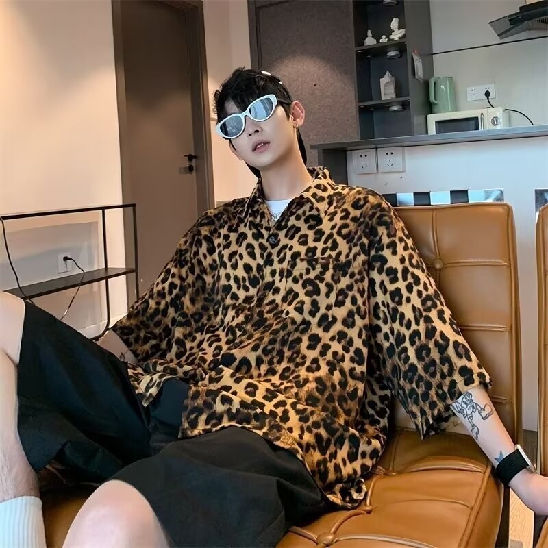 เสื้อเชิ้ตแขนครึ่งลําลอง ป้องกันแดด พิมพ์ลายเสือดาว สไตล์ฮาวาย เหมาะกับเดินชายหาด แฟชั่นสําหรับผู้ชา - รูปที่ 3