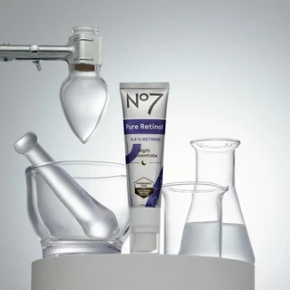 No7 Pure Retinol 0.3% Retinol Night Concentrate Serum 30 ML. นัมเบอร์เซเว่น เรตินอล 0.3% เซรั่ม 30 มล.