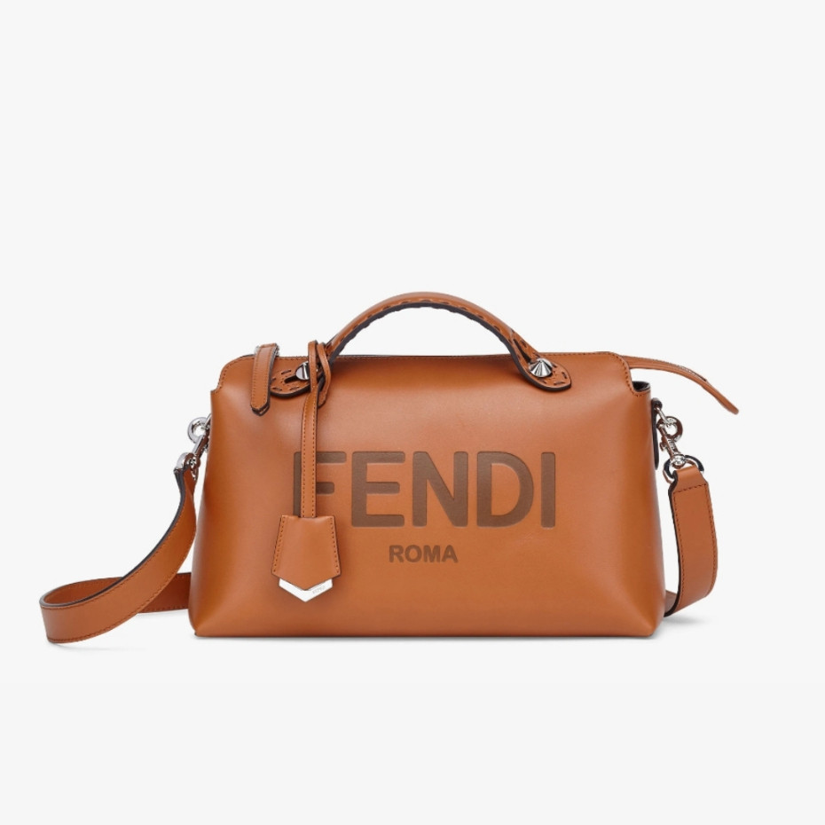 Pre order ราคา10100 Fendi เฟนดิ 8286 By the way Shoulder Bag กระเป๋าสะพายข้าง หนังแท้ Size28cm