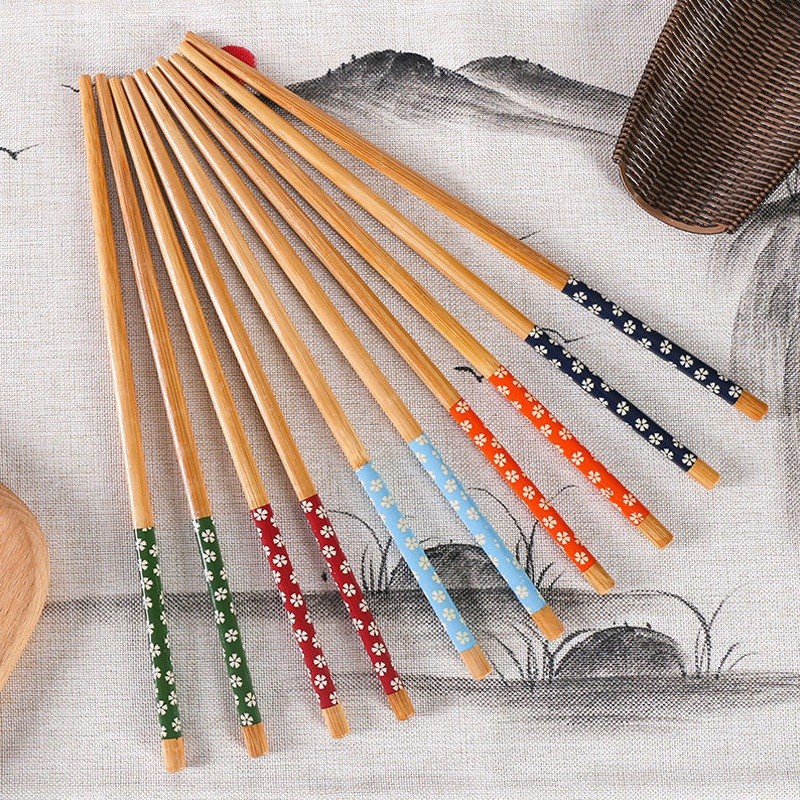 🛒 ตะเกียบไม้ ลายดอกไม้ คละสี คุณภาพดี ตะเกียบ กินข้าว ของใช้บนโต๊ะอาหาร