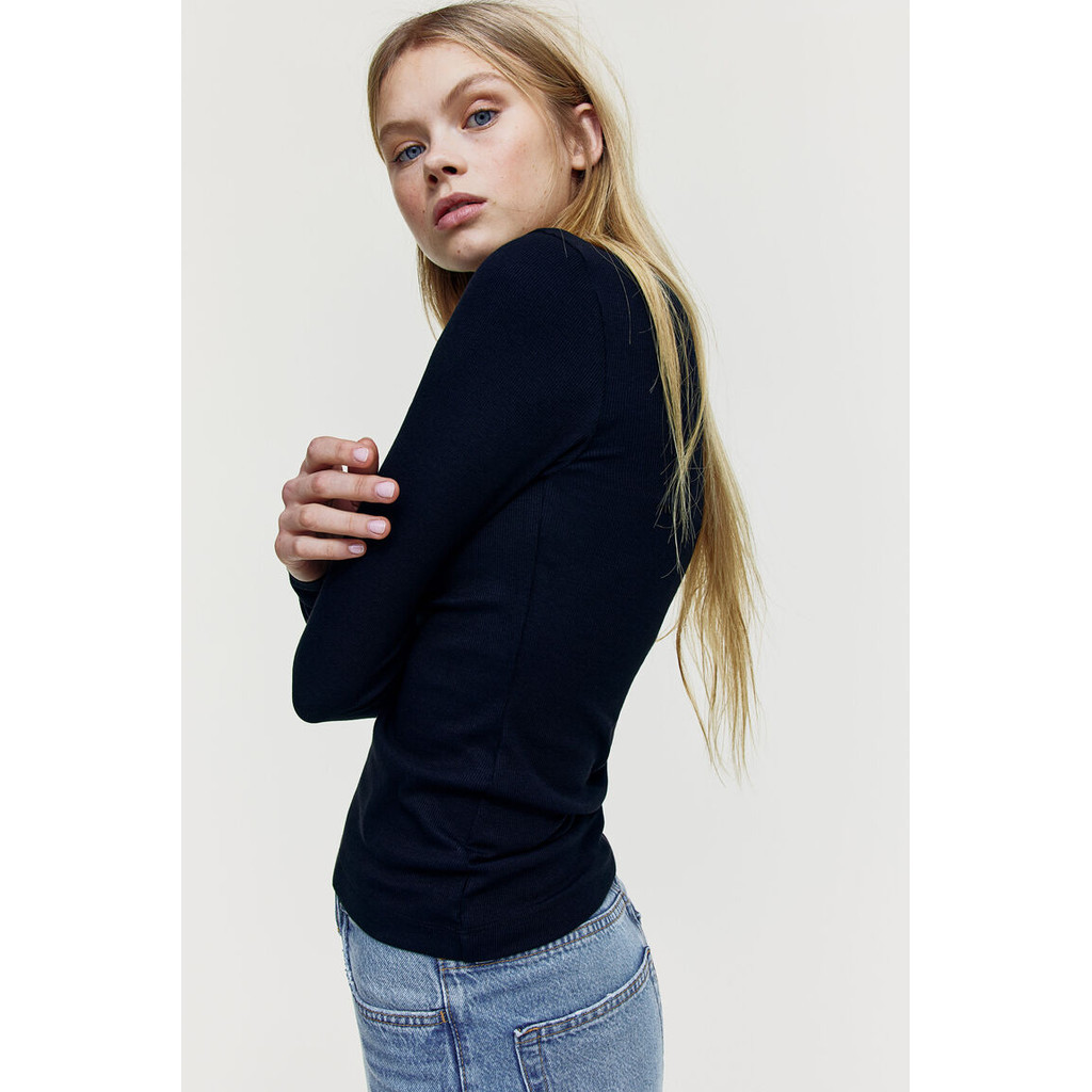 H&M(เอชแอนด์เอ็ม) ผู้หญิง Ribbed modal-blend top 0999727_2