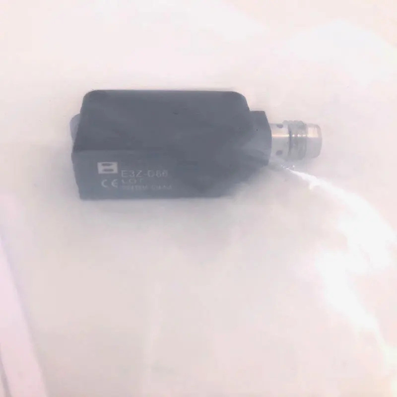 <0>E3Z-D66 E3Z-D67 E3Z-D86 E3Z-D87 E3Z-R66 E3Z-R86 เซ็นเซอร์สวิตช์โฟโตอิเล็กทริค ใหม่ คุณภาพสูง