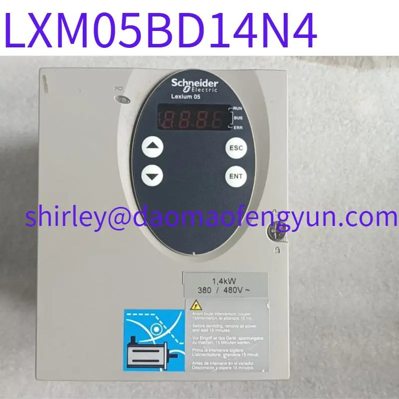 ไดรเวอร์เซอร์โวโมชั่น LXM05BD14N4 มือสอง