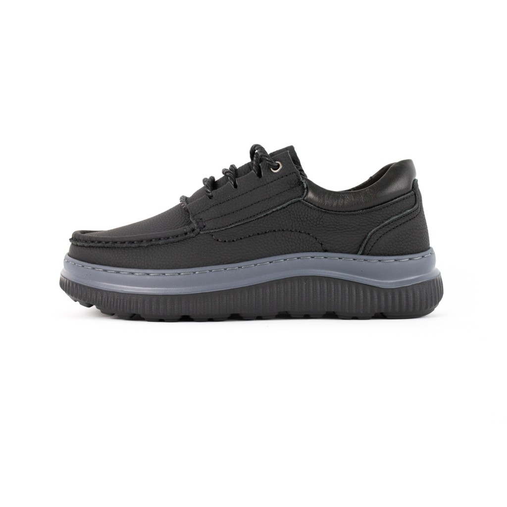 HEAVY SHOES รองเท้าหนังแบบผูกเชือก VC8611 มี 2 สี