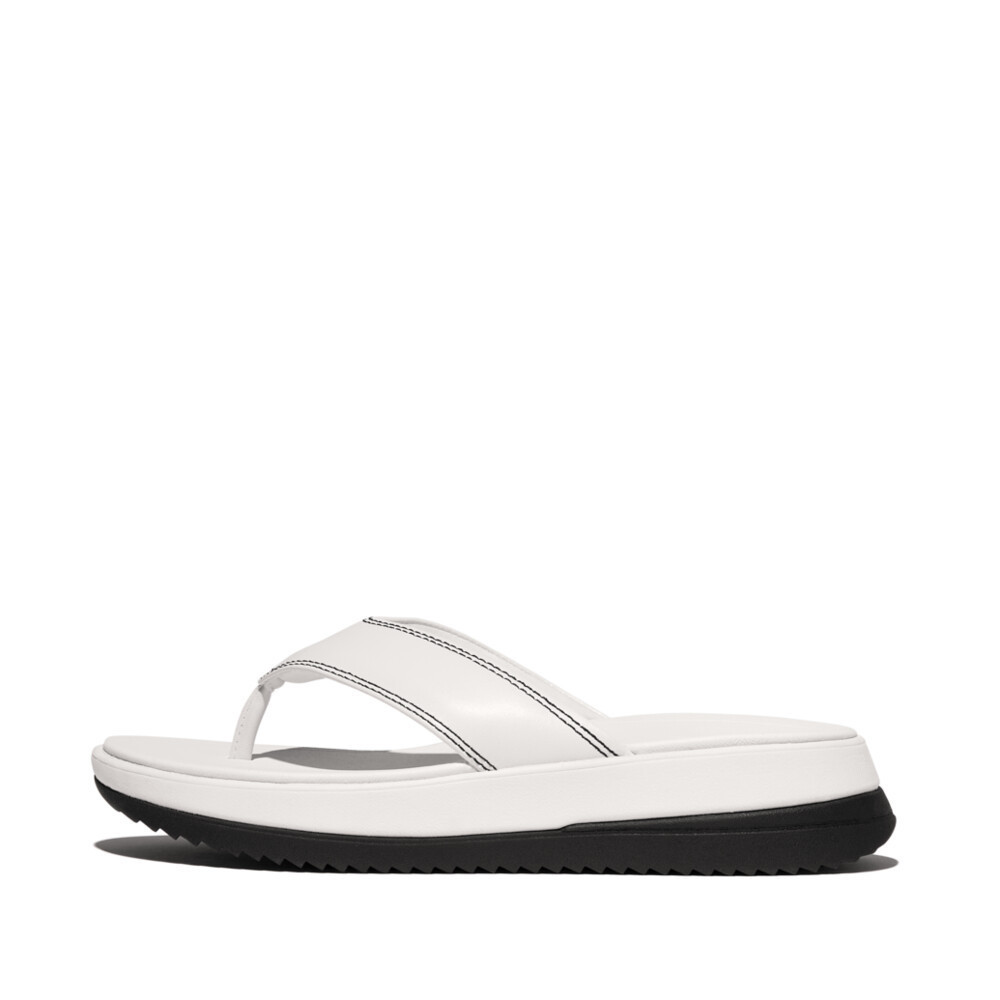 FITFLOP SURFF CONTRAST-STITCH LEATHER รองเท้าแตะแบบหูหนีบผู้หญิง รุ่น IM5-328 สี URBAN WHITE BLACK