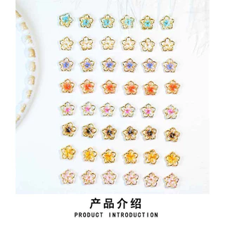 อะไหล่ติดเล็บดอกไม้แสนสวย 10 ชิ้น 10 บาท
