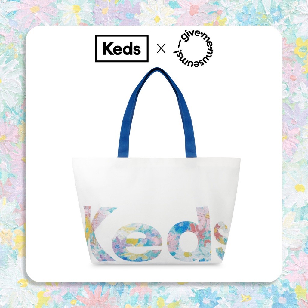KEDS กระเป๋า รุ่น THE KEDS BAG X GMMS ลายดอกไม้ ( S25ACB01010 )
