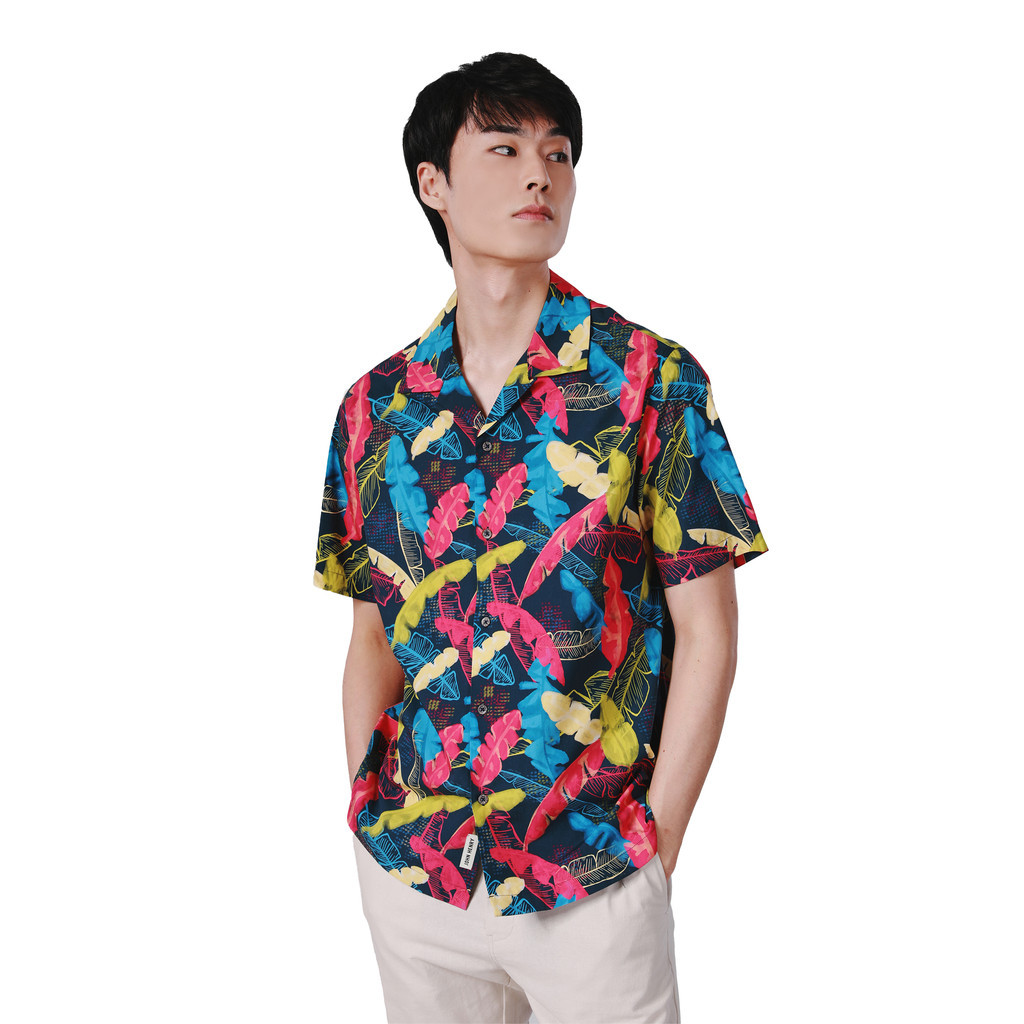 John Henry เสื้อเชิ้ตฮาวายผู้ชายแขนสั้น ทรงใส่สบาย รุ่น JH S325MSSRL24 – สีกรมท่า
