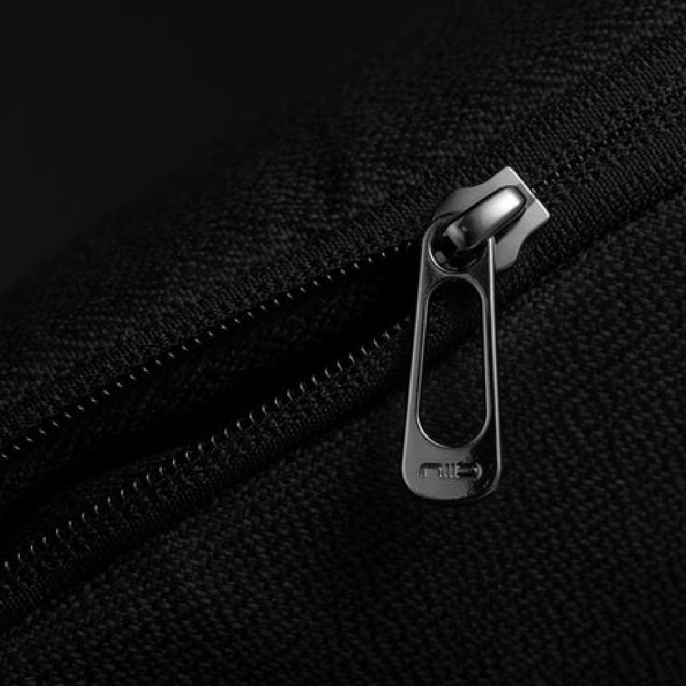 NIID Radiant Mega Sling Bag กระเป๋าสะพายข้าง ขนาด 14 นิ้ว