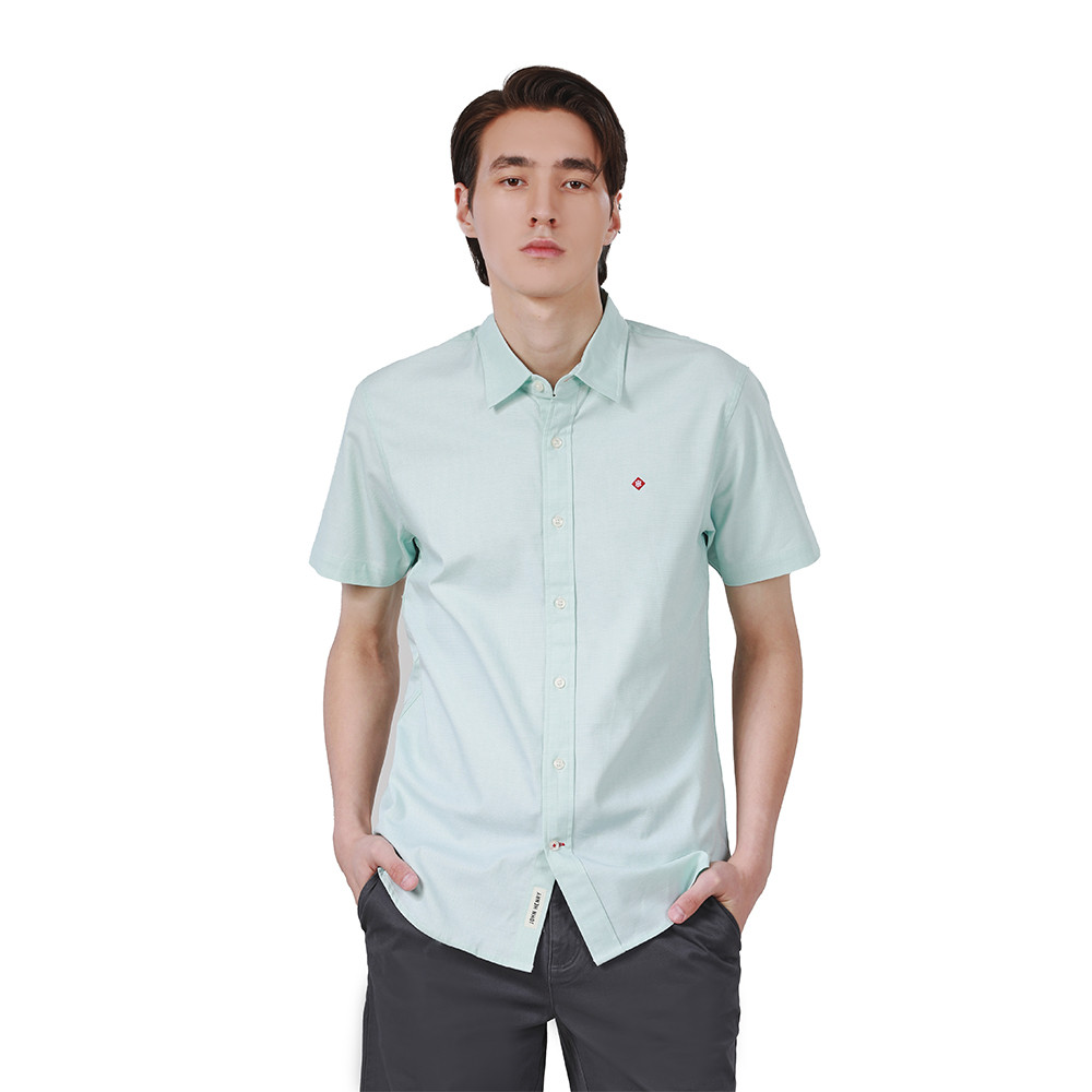 John Henry เสื้อเชิ้ตผู้ชายแขนสั้น ทรงเข้ารูป รุ่น JH F424MSSSM40 - สีเขียว
