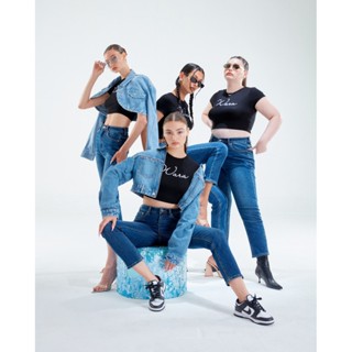 Wara Curved classy straight no.4  - CCS.4 - Dark blue (#839)…