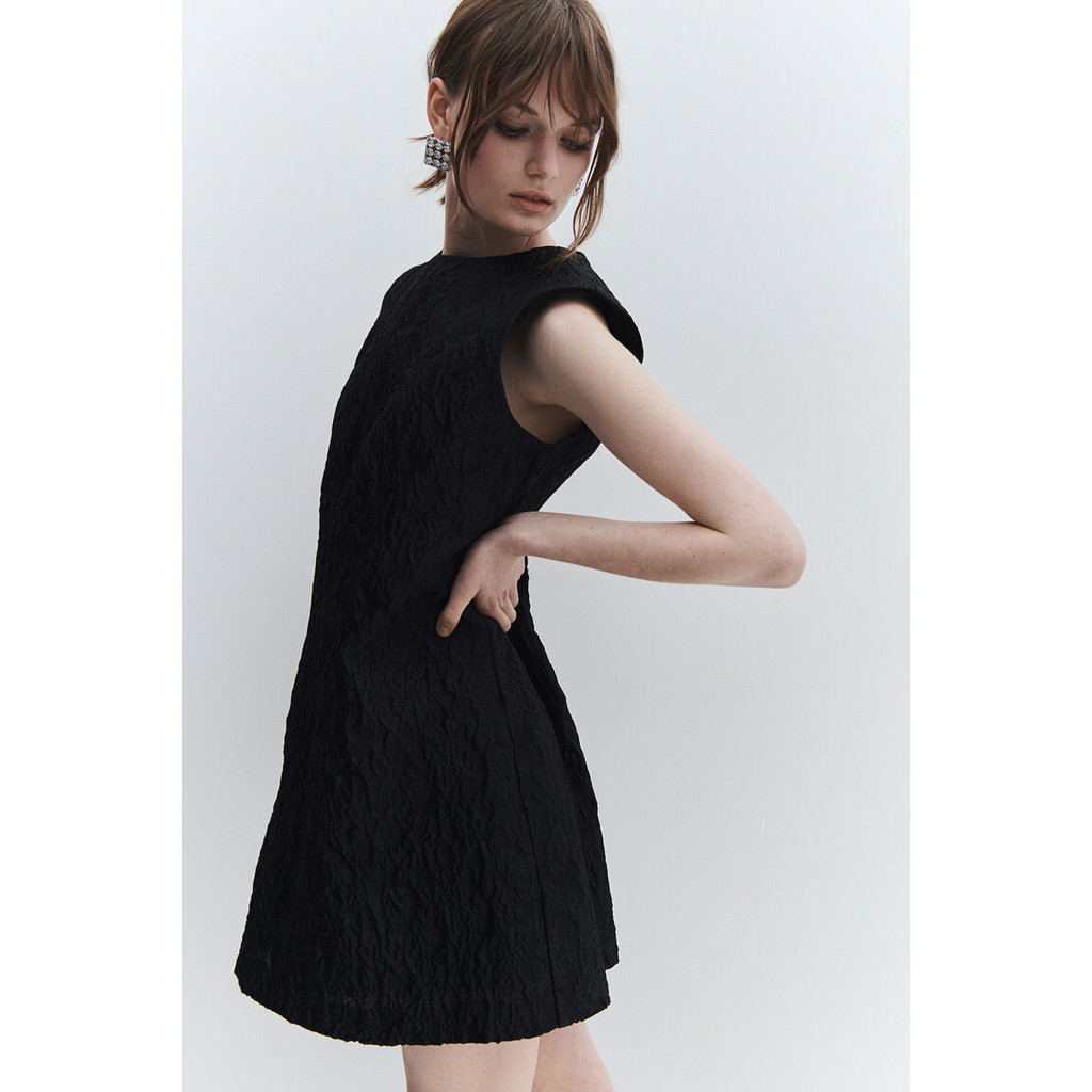 H&M(เอชแอนด์เอ็ม) เดรสผ้าทอ Jacquard ผู้หญิง 1258268_1