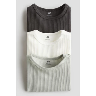 H&M(เอชแอนด์เอ็ม) บอดี้สูทเนื้อผ้าถักลายแพ็ค 3 ชิ้น เด็กอ่อน 993598_16
