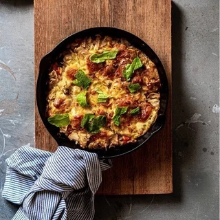 MEYER CAST IRON กระทะเหล็กหล่อ กระทะทอดเหล็กหล่อ OPEN FRY PAN ขนาด 20 ซม. (48121-C)