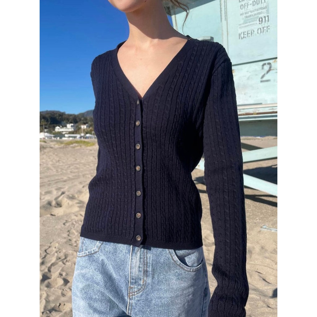 (พร้อมส่ง) BrandyMelville Zoe V-Neck Cardigan เสื้อคาร์ดิแกน เสื้อแขนยาว ของแท้จากช็อป