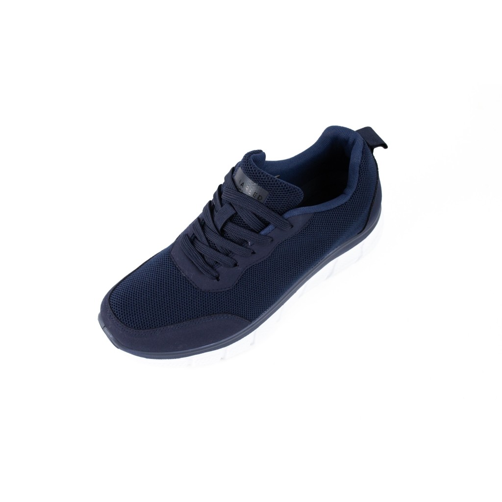 Charled รองเท้าผ้าใบผู้ชายผูกเชือกรุ่น RN5501 มี 2 สี