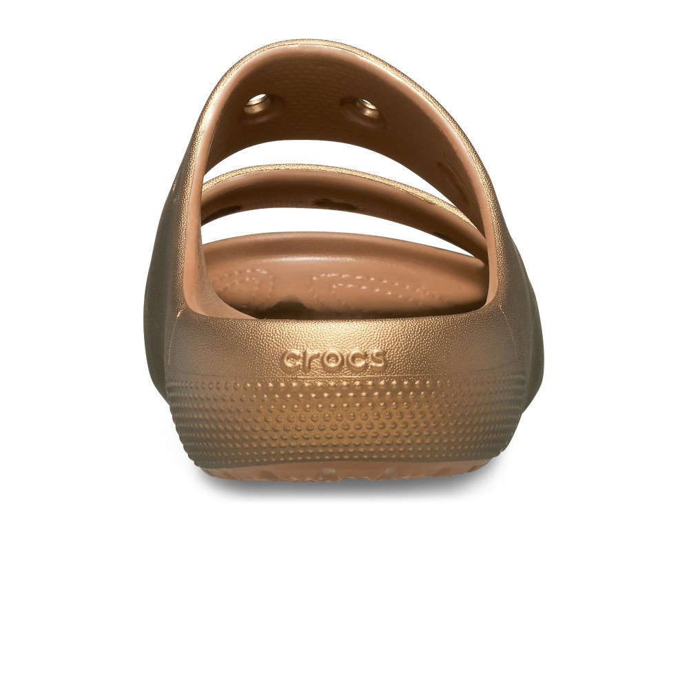 CROCS รองเท้าแตะผู้ใหญ่ CLASSIC METALLIC SANDALS รุ่น 209970854 - BRONZE