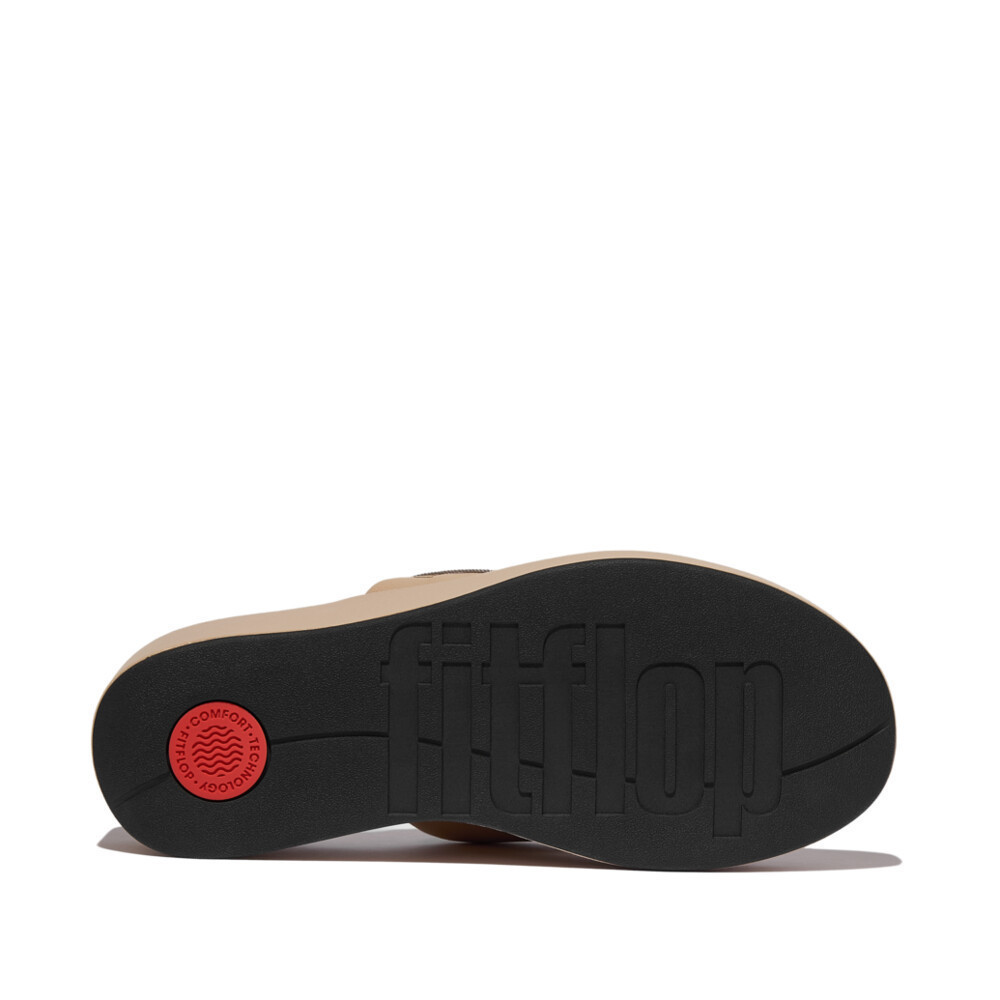 FITFLOP PLATFFORMS WEDGE TOE-POST รองเท้าแตะแบบหูหนีบผู้หญิง รุ่น JF8-B41 สี BEIGE