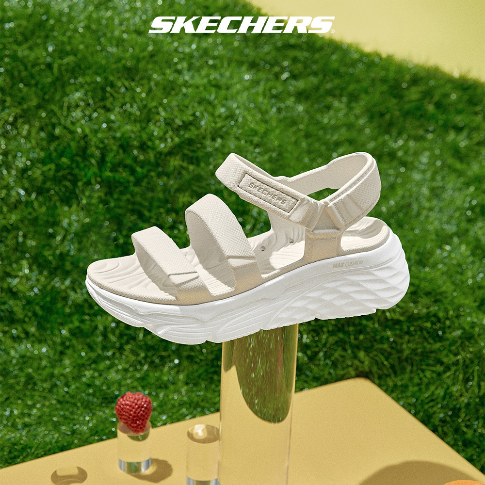 Skechers สเก็ตเชอร์ส รองเท้าแตะผู้หญิง Women Foamies Max Cushioning Aura Sandals - 111126-NAT