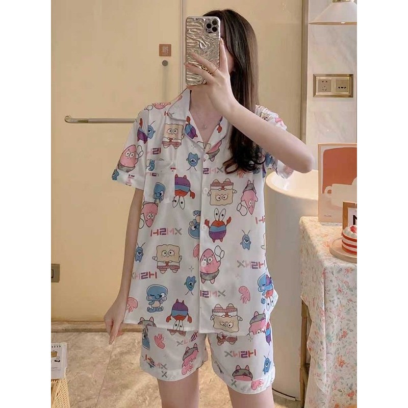 H-PJs  เชตชุดนอนผู้หญิงลายกราฟิก ลายการ์ตูนน่ารักมากเวอร์ ชุดนอนคอปก+เเขนสั้น+ขาสั้น เนื้อผ้าคุณภาพด