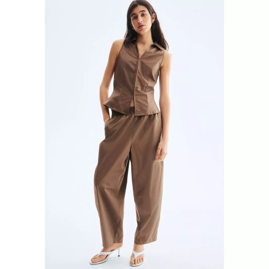 H&M(เอชแอนด์เอ็ม) กางเกงขายาวระดับข้อเท้าแบบสวม Women Ankle-length pull-on trousers 1318084_2