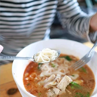 ก๋วยจั๊บอุบล(เส้นแห้ง) 13 แถม 2 จั๊บอุบล 15 ห่อ