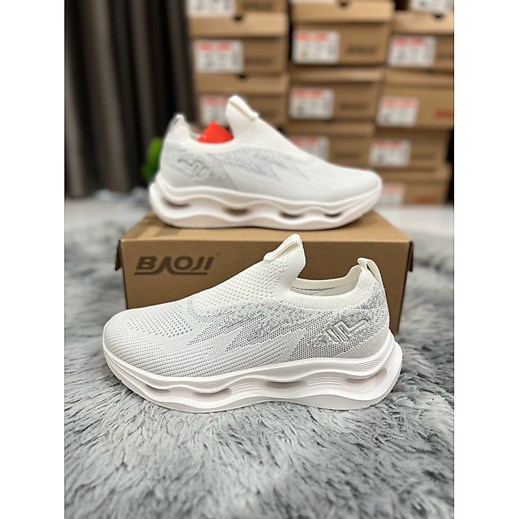 Baoji รองเท้าผ้าใบ บาโอจิ แบบสวม สลิปออน ไม่ผูกเชือก รุ่น BJW1148