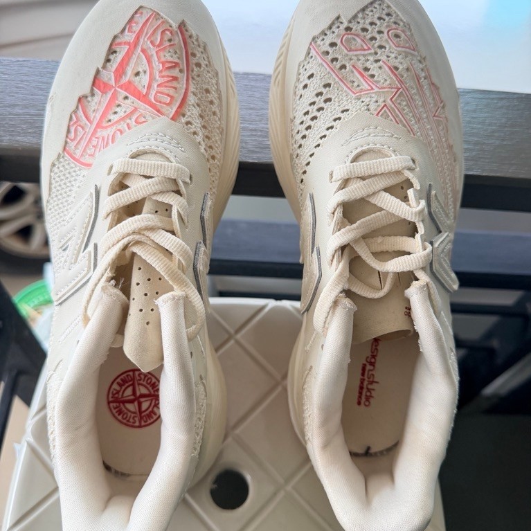 Stone island x New Balance RC Elite V2 White Red มือ2ใหม่กริบ 23.5cm