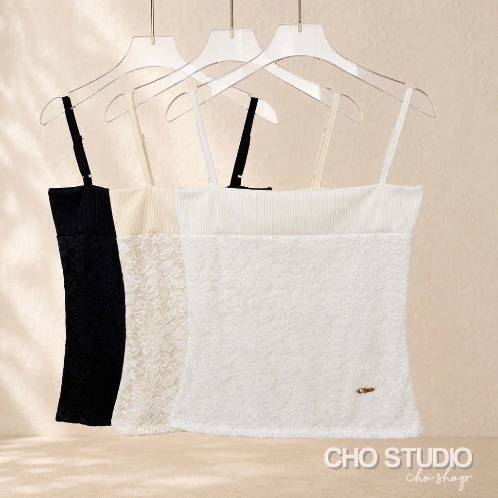 Bunny Lace Top สายเดี่ยวแต่งผ้าลูกไม้ช่วงตัว สอยอะไหล่Cho สายปรับได้ (Choลูกไม้ช่วงตัว)