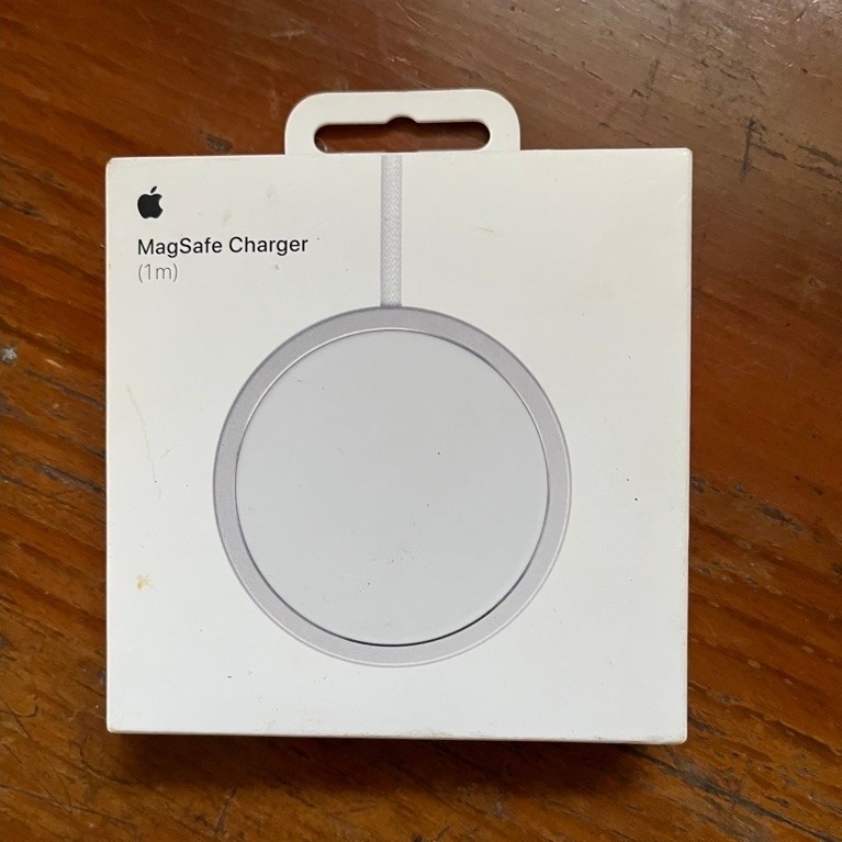 Apple MagSafe Charger ของแท้ รับประกันจากผู้ผลิต