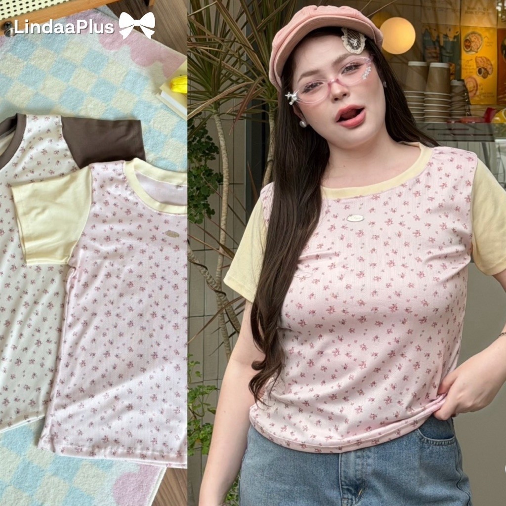 LindaaPlus-- เสื้อแขนสั้น“𝐊𝐡𝐚𝐨-𝐩𝐚𝐧“ (ข้าวปั้น)🍙🌾 ทรงเข้ารูป ผ้ายืดร่องไหมพรมลายดอกไม้ แต่งอะไหล่อก คอสลับสี เนื้อผ้ายู