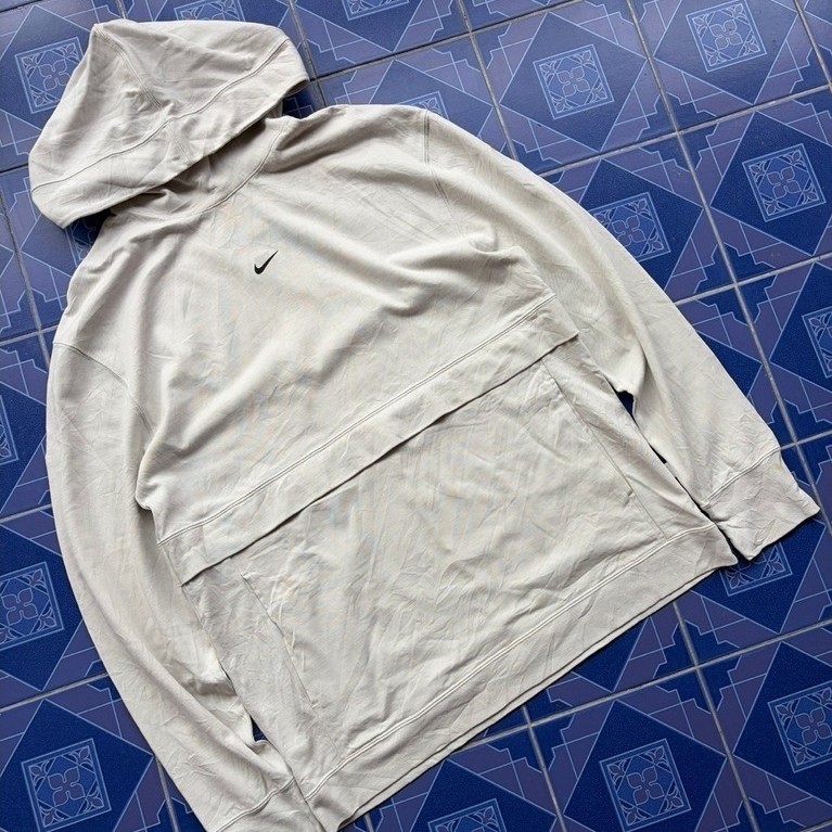 Nike Style Essentials Pullover Hoodie มือสอง ของแท้💯