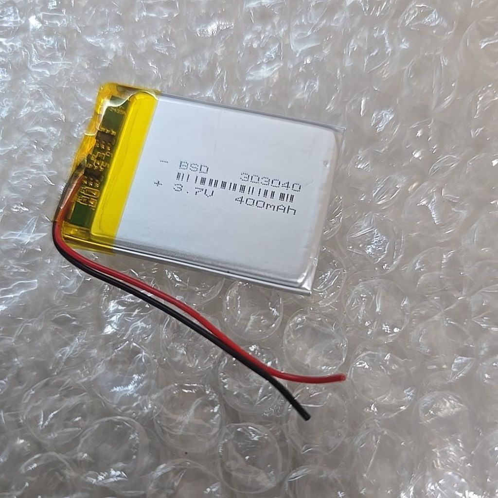 3.7v 400mah 303040มีวงจรBMSในตัว